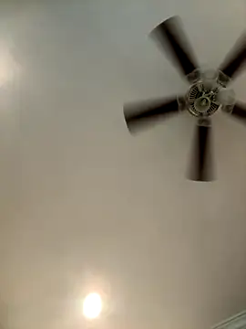 Snapshot of ThicBunz chatting on 12/02/25, 04:46 ThicBunz online show from 12/02/25, 04:46