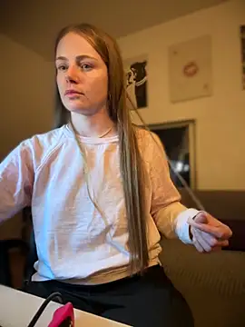 Piinkpandora online show from 04/09/26, 06:57