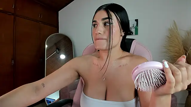 Alheli 16 online show from 02/21/26, 12:06