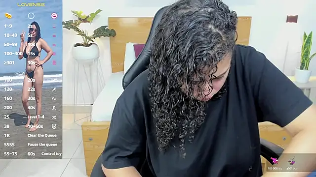 aixa 15 online show from 12/28/24, 12:03