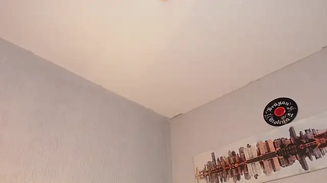 Snapshot of Andy_bapho chatting on 01/22/25, 06:20 Andy bapho online show from 01/22/25, 06:20