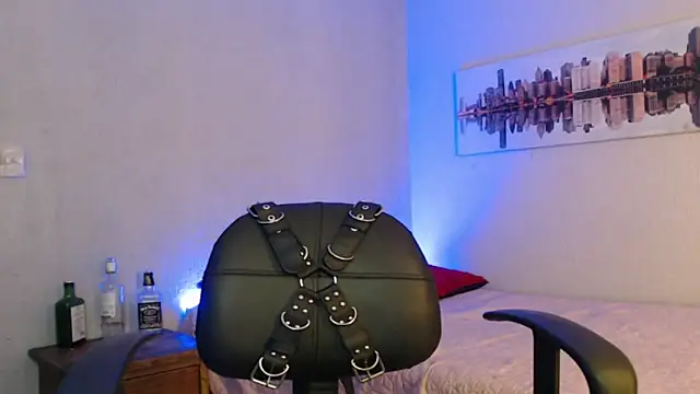 Snapshot of Andy_bapho chatting on 03/06/25, 03:02 Andy bapho online show from 03/06/25, 03:02