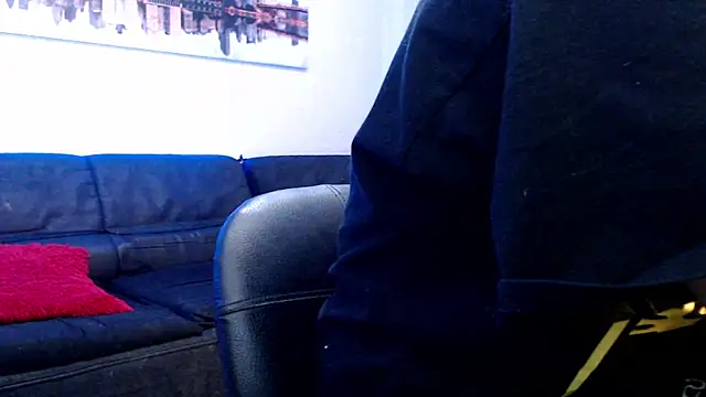 Snapshot of Andy_bapho chatting on 09/11/25, 02:06 Andy bapho online show from 09/11/25, 02:06