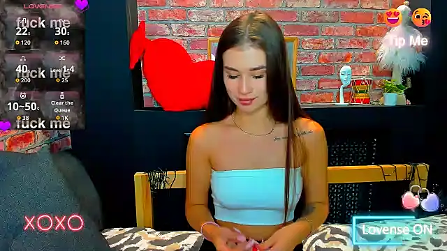 UrJoyy online show from 10/02/25, 03:13