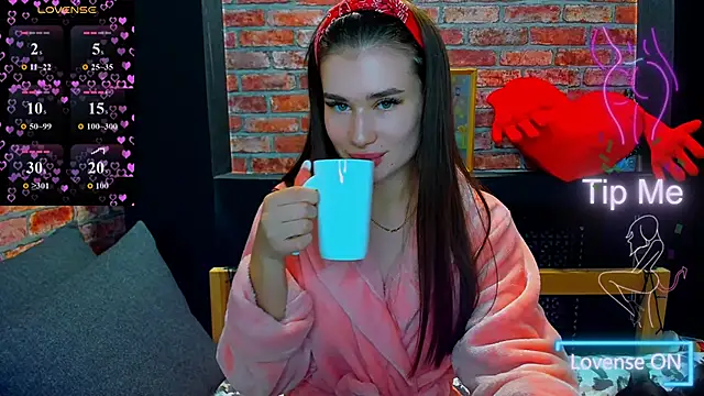 UrJoyy online show from 01/15/26, 03:33