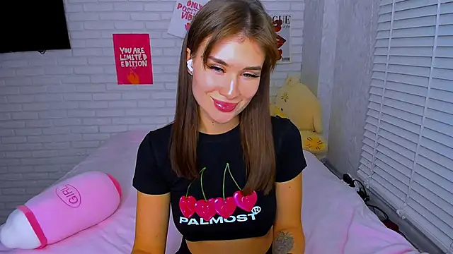 UrJoyy online show from 02/09/26, 03:49