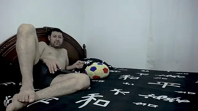 ambar jacksonn online show from 12/14/25, 04:40