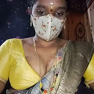 Snapshot of anisha91 chatting on 11/24/25, 09:20 anisha91 online show from 11/24/25, 09:20