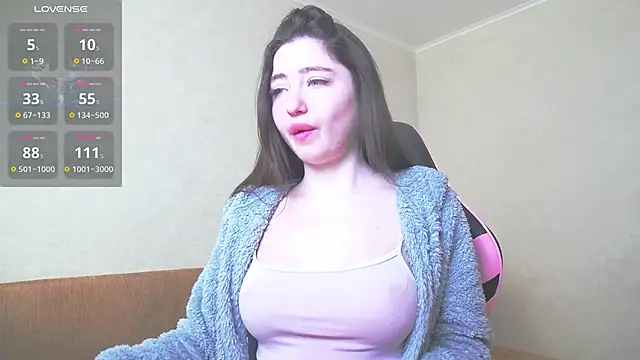 Luxuryalma online show from 04/16/26, 05:41