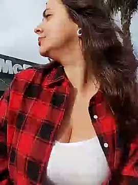 Snapshot of Alicia_Hot1 chatting on 01/04/25, 01:21 Alicia Hot1 online show from 01/04/25, 01:21