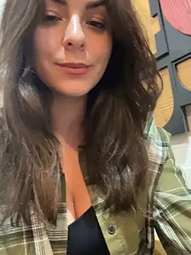 Snapshot of Alicia_Hot1 chatting on 01/13/25, 06:05 Alicia Hot1 online show from 01/13/25, 06:05