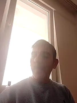 Snapshot of Egemen2245 chatting on 11/16/25, 08:42 Egemen2245 online show from 11/16/25, 08:42