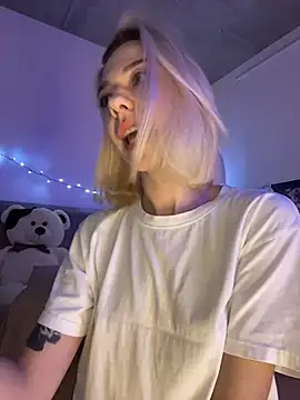  urbestie  online show from 04/11/26, 10:36