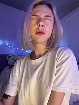  urbestie  online show from 04/14/26, 11:33