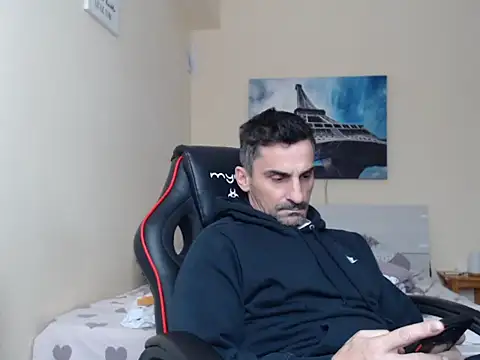 Snapshot of amydamarw chatting on 01/15/26, 08:52 amydamarw online show from 01/15/26, 08:52