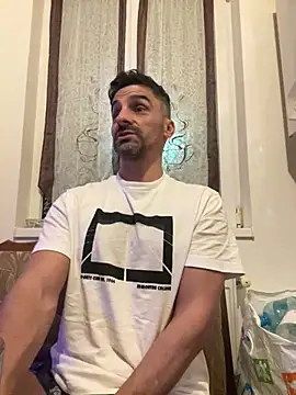 Snapshot of amydamarw chatting on 02/04/26, 04:51 amydamarw online show from 02/04/26, 04:51