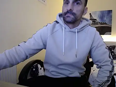 Snapshot of amydamarw chatting on 02/28/26, 06:03 amydamarw online show from 02/28/26, 06:03