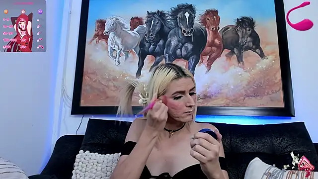 Snapshot of shannel__queen chatting on 01/25/25, 08:31 shannel queen online show from 01/25/25, 08:31