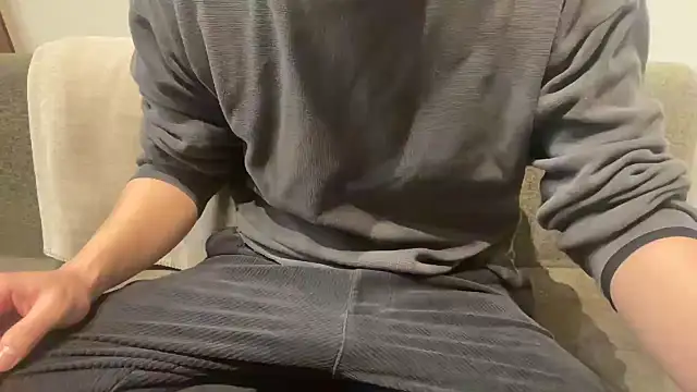 atom0407 online show from 01/10/25, 10:28