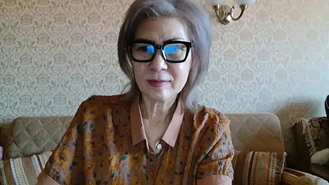 Elegant00Lady online show from 11/09/25, 07:28