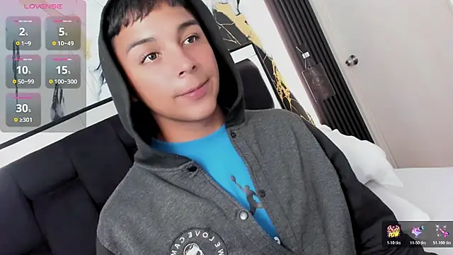 Snapshot of Seductivo_jr chatting on 02/13/26, 03:46 Seductivo jr online show from 02/13/26, 03:46