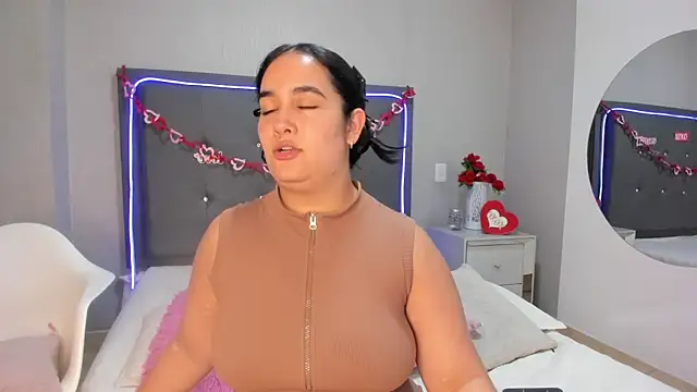 emma lye online show from 04/20/26, 08:54