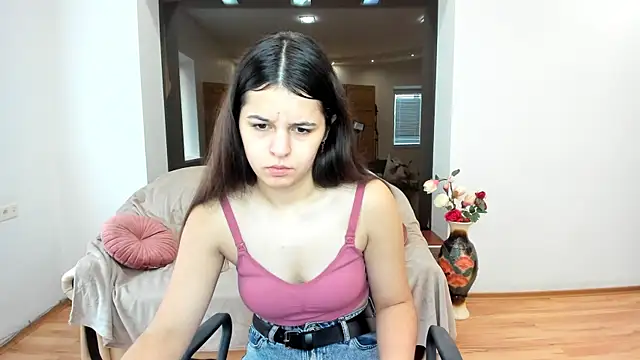 Molly Owens online show from 10/19/25, 05:52
