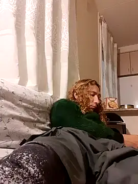 Snapshot of Greacky chatting on 01/03/25, 12:43 Greacky online show from 01/03/25, 12:43