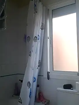 Snapshot of Greacky chatting on 01/06/25, 02:03 Greacky online show from 01/06/25, 02:03