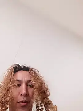 Snapshot of Greacky chatting on 01/20/25, 11:13 Greacky online show from 01/20/25, 11:13