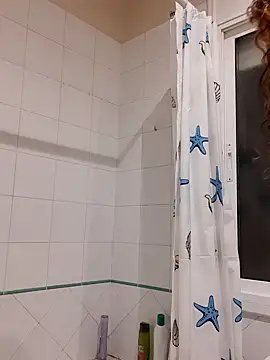 Snapshot of Greacky chatting on 02/08/25, 09:04 Greacky online show from 02/08/25, 09:04