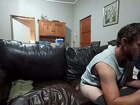 Missmesexycouple69 online show from 10/31/25, 11:28