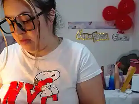 lanaqueen699 online show from 02/13/25, 06:59