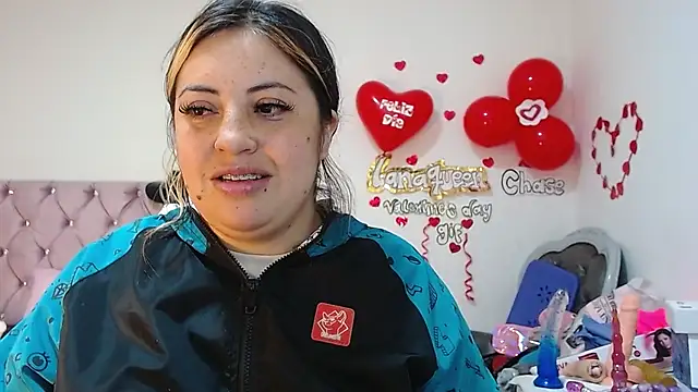 lanaqueen699 online show from 02/28/25, 06:52