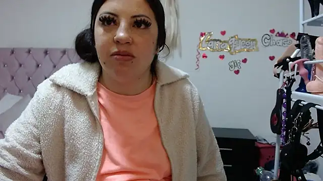 lanaqueen699 online show from 10/08/25, 12:14