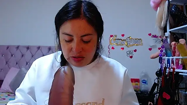 lanaqueen699 online show from 03/24/26, 12:21