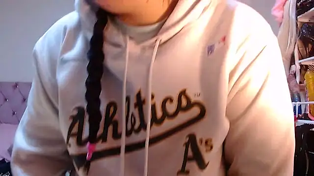 lanaqueen699 online show from 04/16/26, 12:17