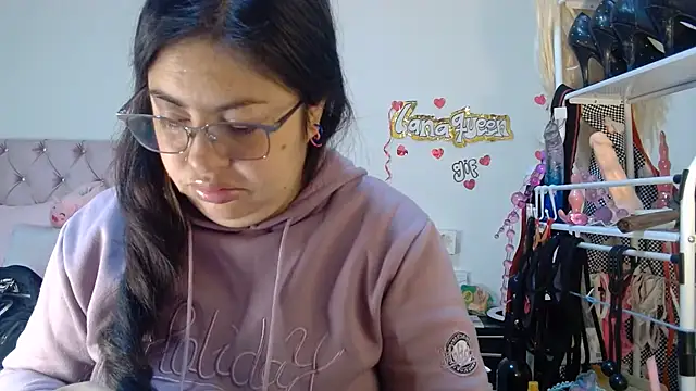 lanaqueen699 online show from 05/20/26, 12:22