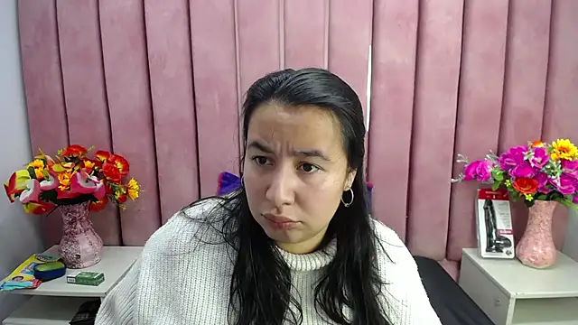 NaomyPrinces online show from 12/03/24, 01:21