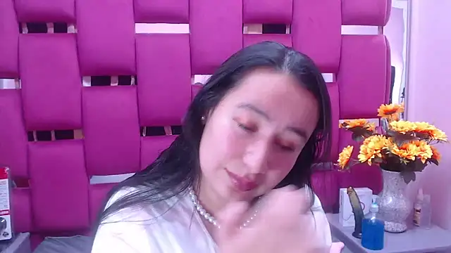 NaomyPrinces online show from 01/06/25, 01:52