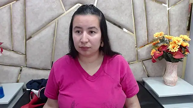 NaomyPrinces online show from 01/28/25, 01:38