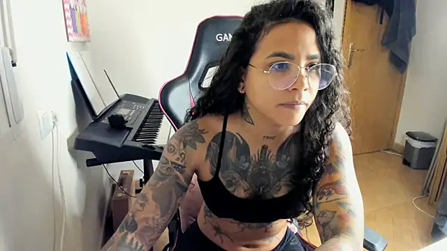 Ama music online show from 10/25/25, 09:39