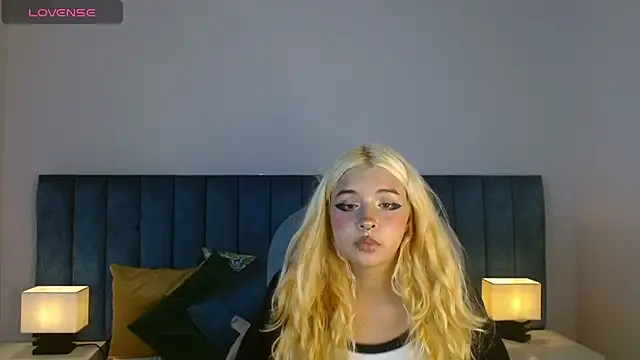 april bunnyy online show from 02/25/25, 08:30