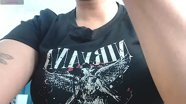 april bunnyy online show from 11/25/25, 07:14