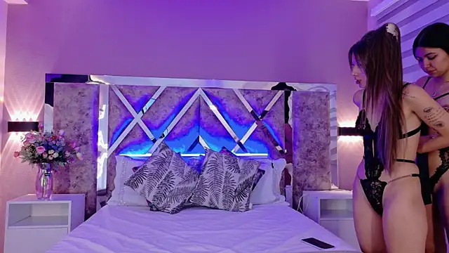 Larabrooks online show from 04/05/26, 12:02