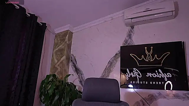 Melany Luv online show from 03/07/26, 10:56