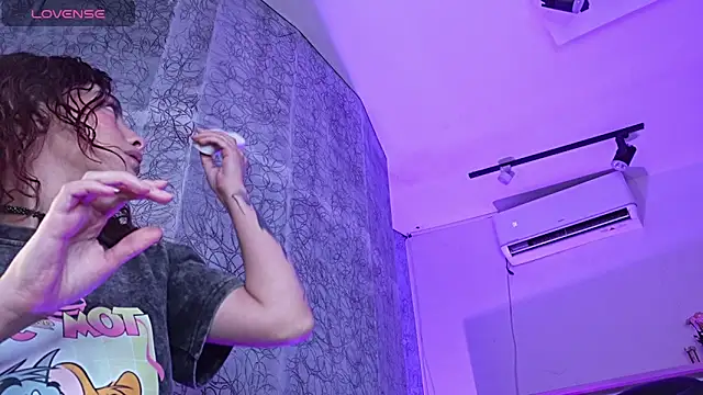 Melany Luv online show from 04/06/26, 10:44