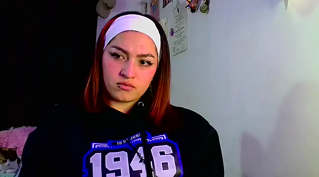 lucycherry   online show from 03/06/25, 03:46