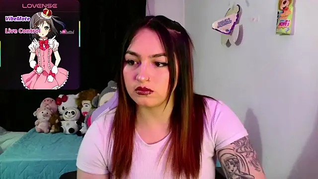 lucycherry   online show from 02/10/26, 04:16