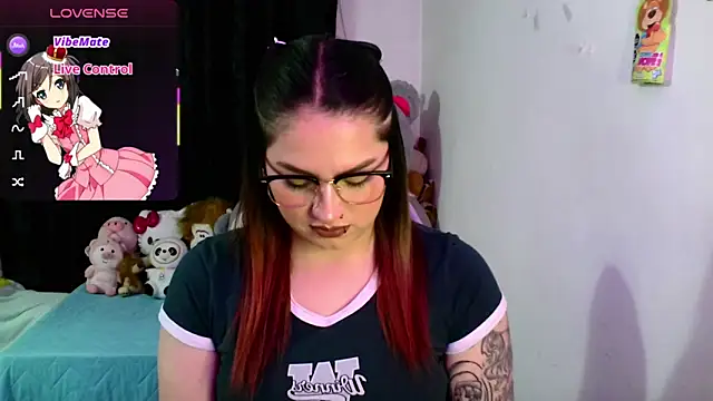 lucycherry   online show from 02/13/26, 05:03